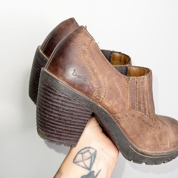 BORN Leather Western Booties - Picture 2 of 8